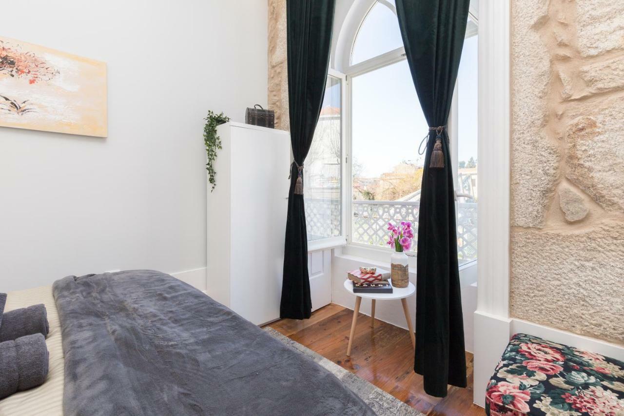 Host Wise - Charming Flat With Netflix - River View Porto Quarto foto